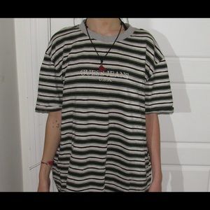 Striped GUESS t-shirt!